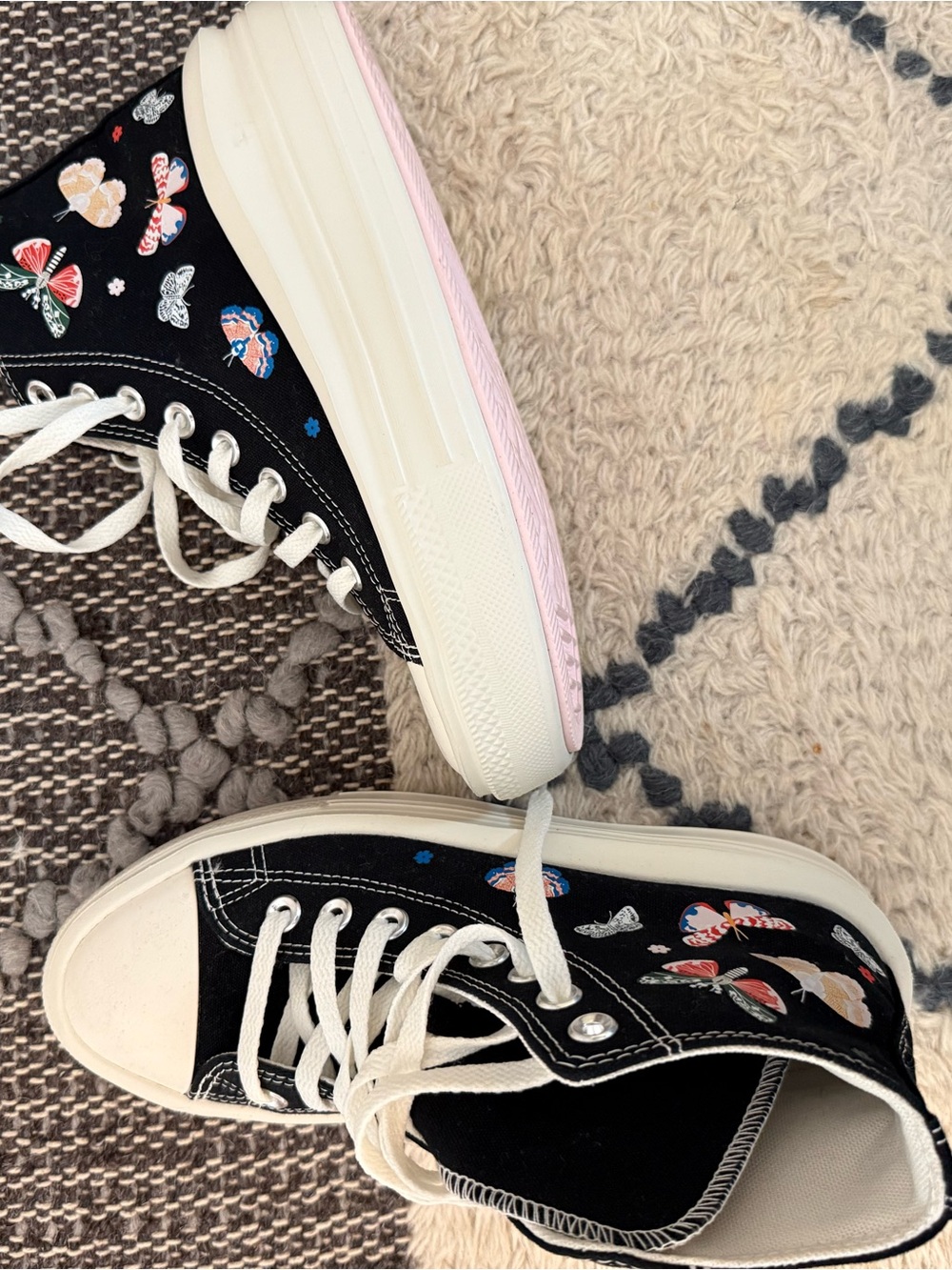 NWOT Women’s Converse Size 7.5 Black Chuck Taylor High-Top Platform Sneakers - Picture 6 of 6